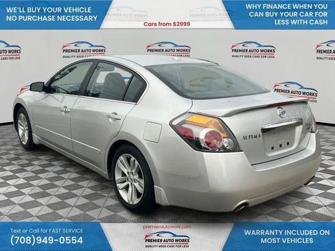 Used 2011 Nissan Altima 3.5 SR w/ 3.5SR Premium Pkg image 7