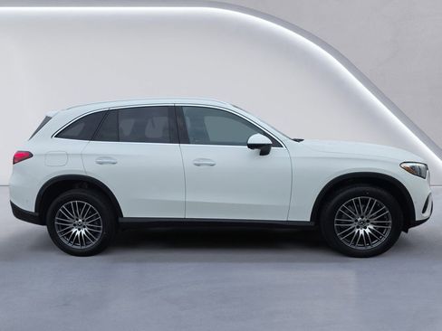 New 2026 Mercedes-Benz GLC 300 4MATIC image 3