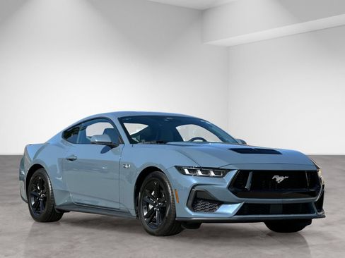 Used 2024 Ford Mustang GT RWD image 9