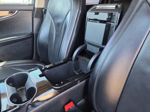 Used 2022 Lincoln Nautilus Reserve image 33