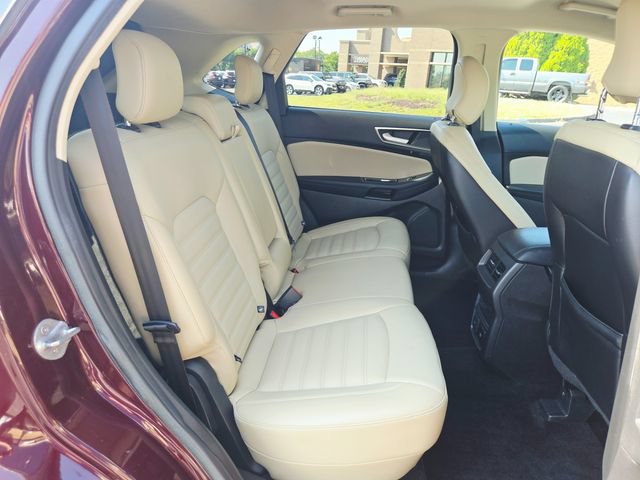 Used 2018 Ford Edge SEL w/ Equipment Group 201A FWD image 19