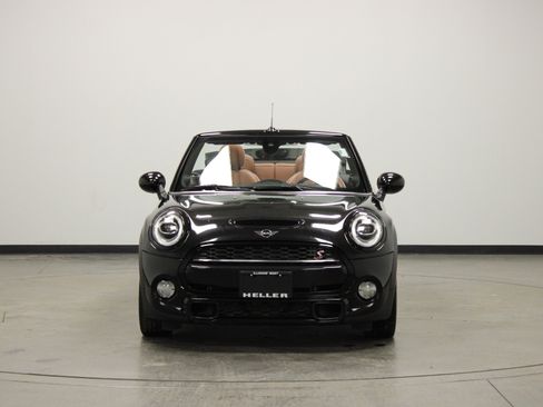 Used 2019 MINI Cooper S image 11