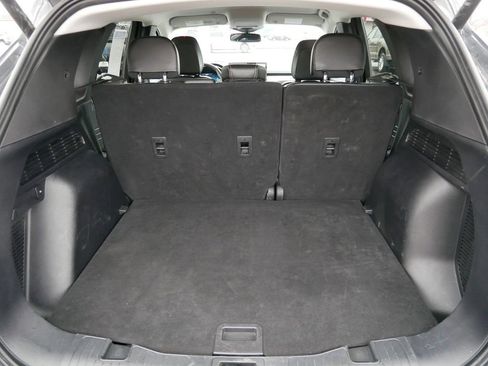 Used 2024 Ford Escape Platinum image 18