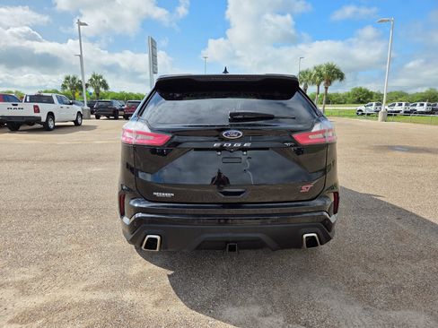 Used 2022 Ford Edge ST AWD/4WD image 8