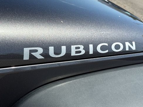 Used 2014 Jeep Wrangler Rubicon w/ Power Convenience Group AWD/4WD image 9
