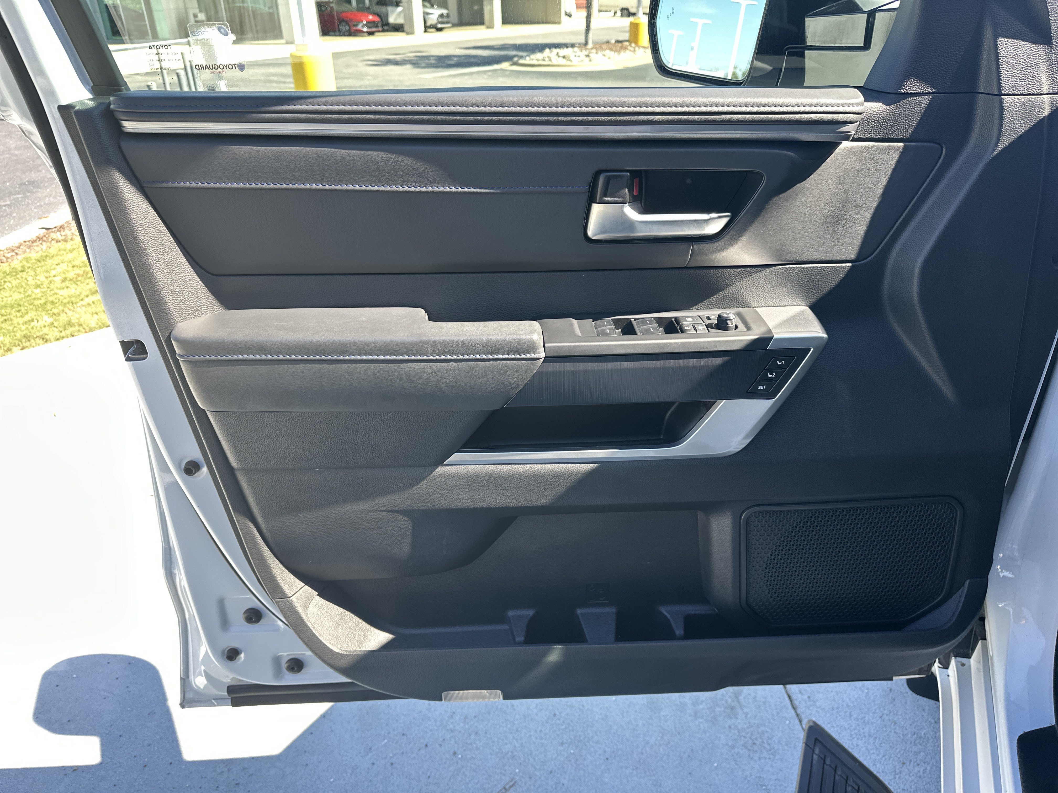Certified 2024 Toyota Sequoia Platinum AWD/4WD image 14