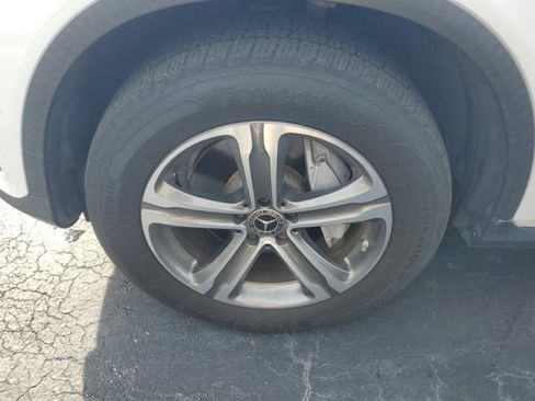 Used 2018 Mercedes-Benz GLC 300 image 5