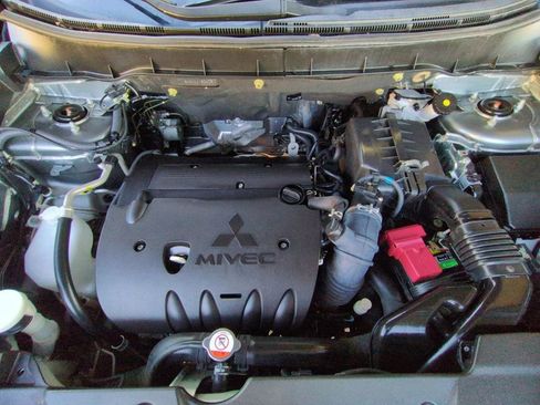 Used 2021 Mitsubishi Outlander Sport SE image 11