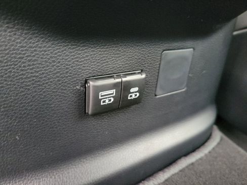 New 2026 Toyota Tundra Limited AWD/4WD image 13