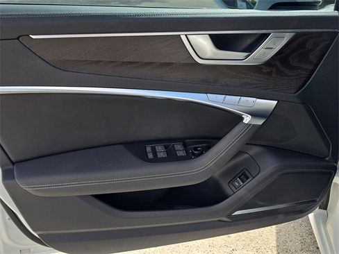 Used 2021 Audi A6 Premium Plus w/ Premium Plus Package image 19