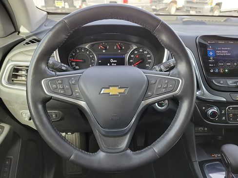 Used 2022 Chevrolet Equinox Premier FWD image 19
