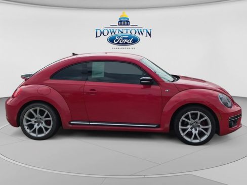 Used 2016 Volkswagen Beetle R-Line SE FWD image 2