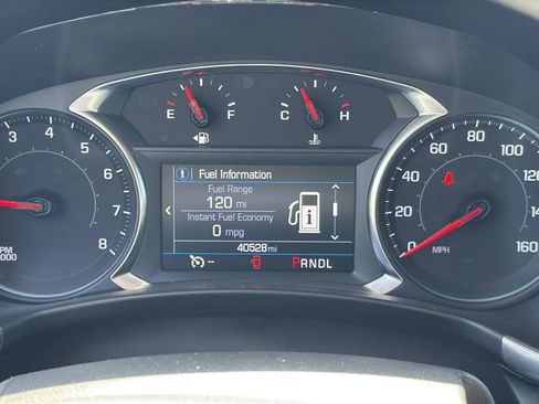 Used 2022 Chevrolet Equinox LS w/ LS Convenience Package FWD image 10