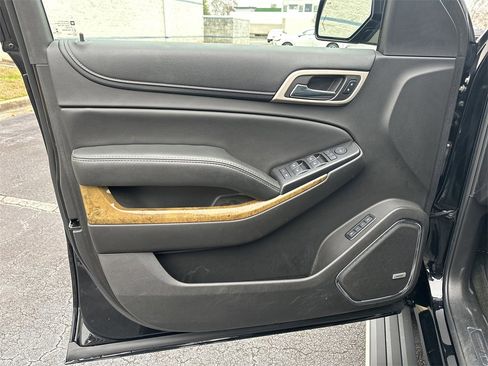 Used 2017 GMC Yukon Denali w/ Open Road Package image 10