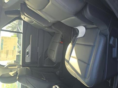 Used 2025 Ford Explorer Active w/ Active Comfort Package RWD image 15