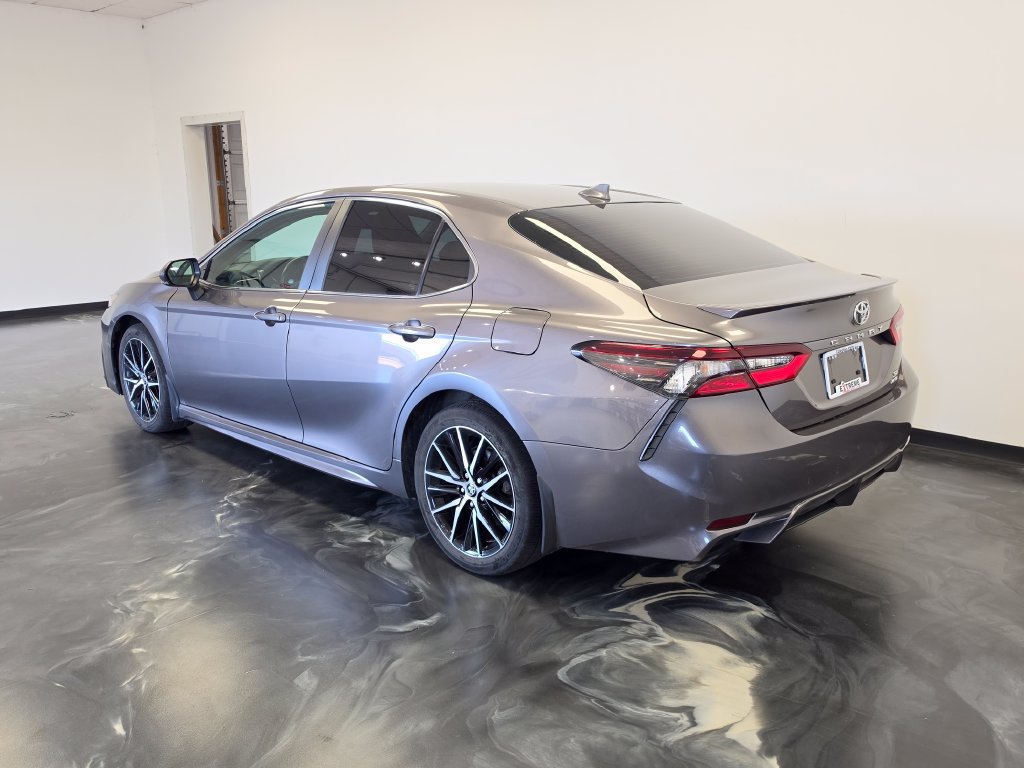 Used 2022 Toyota Camry SE AWD/4WD image 23