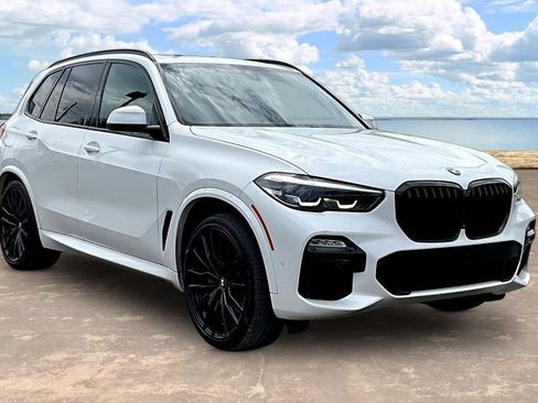 Used 2020 BMW X5 sDrive40i w/ M Sport Package RWD image 3
