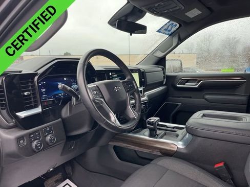 Used 2022 Chevrolet Silverado 1500 RST w/ Z71 Off-Road Package image 8