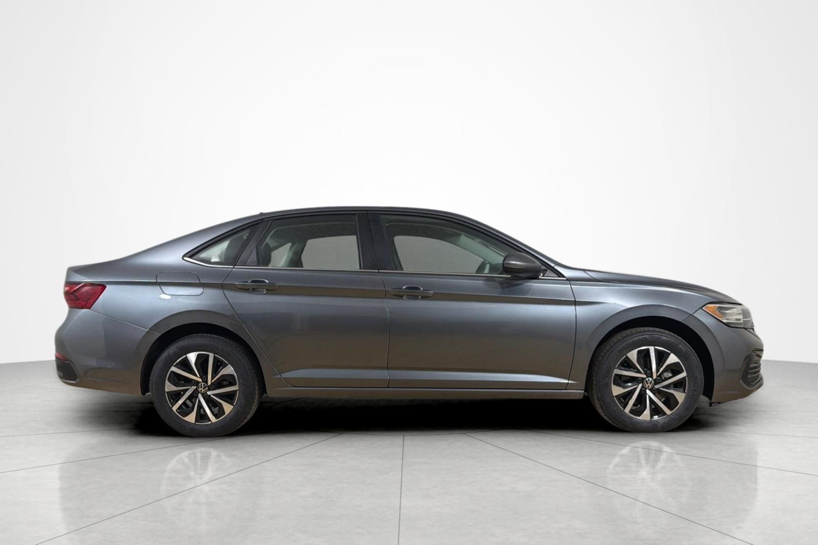 Used 2024 Volkswagen Jetta S FWD image 6