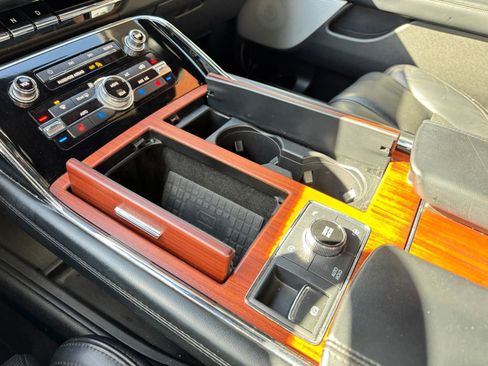 Used 2021 Lincoln Navigator L Reserve AWD/4WD image 20