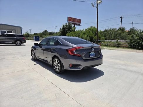 Used 2016 Honda Civic EX image 8