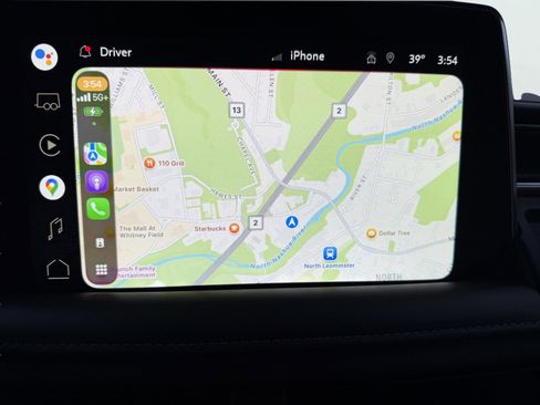 Used 2022 GMC Yukon SLT w/ SLT Luxury Package image 4