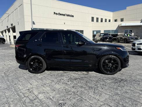 Used 2021 Land Rover Discovery S R-Dynamic image 7