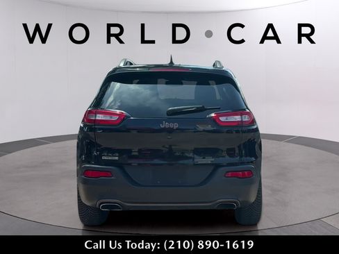 Used 2017 Jeep Cherokee 75th Anniversary AWD/4WD image 8