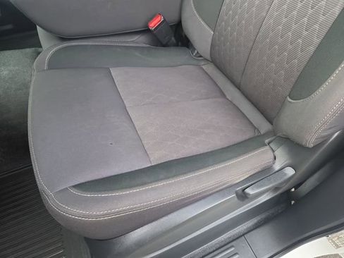 Used 2022 Nissan Titan S w/ S Utility Package image 27