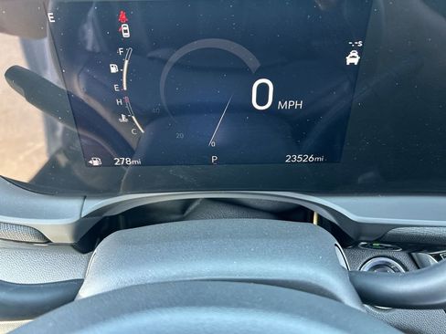 Used 2024 Buick Envista Sport Touring w/ Convenience II Package FWD image 11