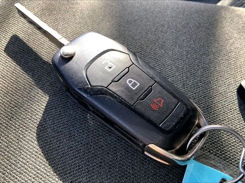 Used 2023 Ford F150 XLT w/ Trailer Tow Package image 15