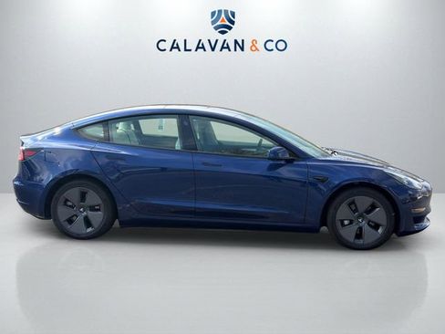 Used 2023 Tesla Model 3 Standard Range image 8