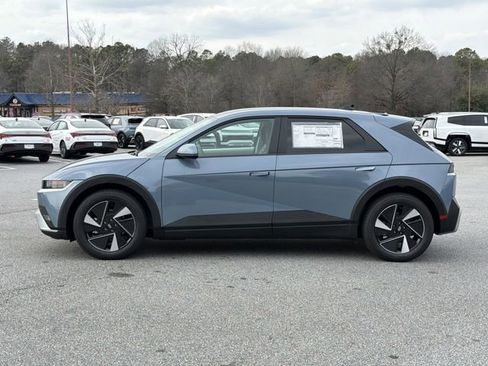 New 2026 Hyundai Ioniq 5 SEL image 4