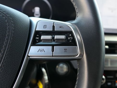 Used 2024 Kia Telluride SX image 16