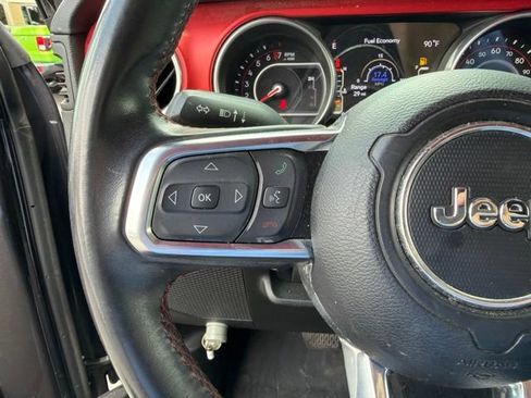 Used 2018 Jeep Wrangler Unlimited Rubicon AWD/4WD image 15