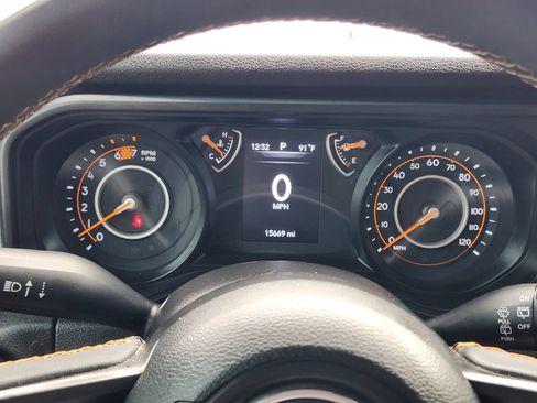 Used 2024 Jeep Wrangler Unlimited Sport AWD/4WD image 17