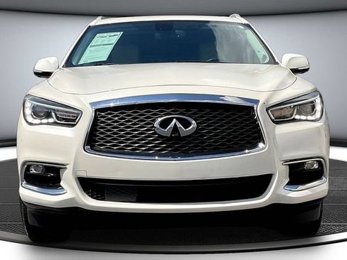 Used 2018 INFINITI QX60 FWD w/ Premium Plus Package image 2