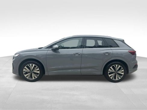 Used 2023 Audi Q4 e-tron Premium Plus w/ Premium Plus image 2