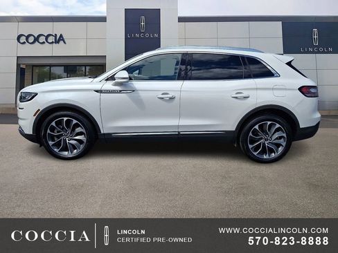 Certified 2022 Lincoln Nautilus Reserve AWD/4WD image 7