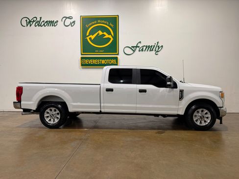 Used 2022 Ford F250 XL w/ STX Appearance Package image 9