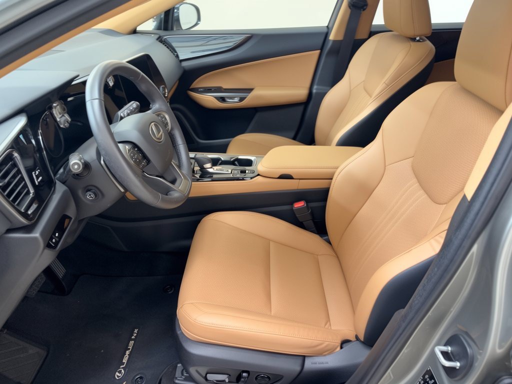 Used 2024 Lexus NX 250 FWD w/ Towing Package (2000 Lbs) image 5