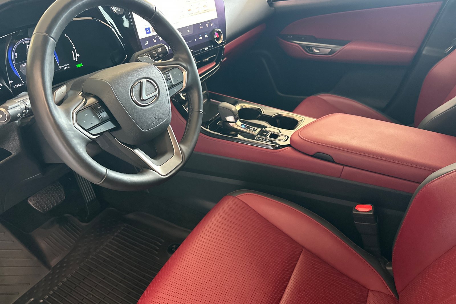 Certified 2025 Lexus NX 350h AWD w/ Cold Area Package image 7