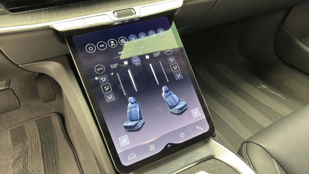 Used 2024 Lucid Air Touring AWD/4WD image 17
