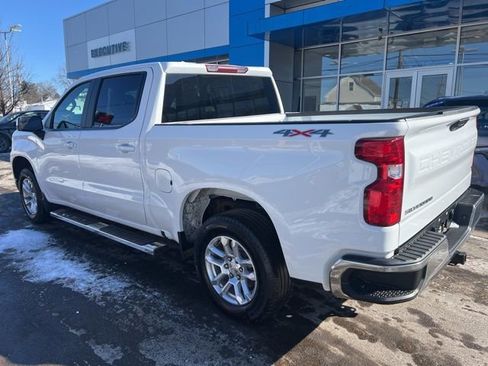 Used 2022 Chevrolet Silverado 1500 LT image 4