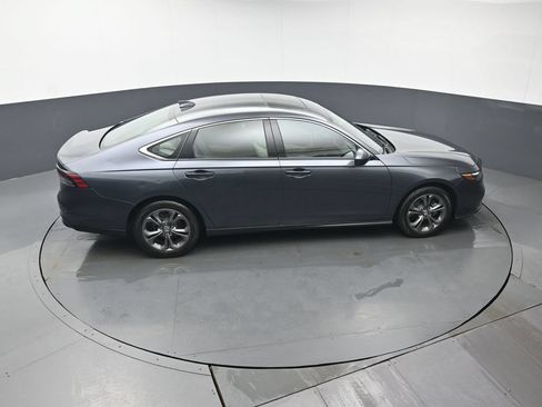 Used 2023 Honda Accord EX image 36