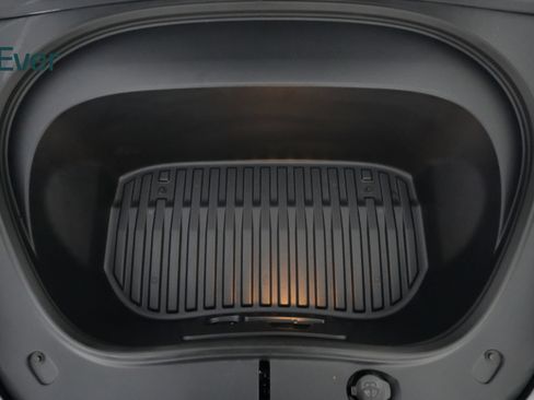 Used 2025 Tesla Model 3 Long Range RWD image 25