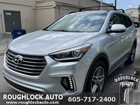 Used 2019 Hyundai Santa Fe XL FWD image 1