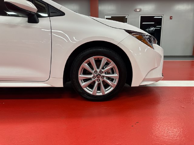 Certified 2024 Toyota Corolla LE w/ LE Convenience Package FWD image 31