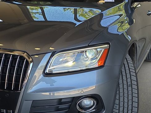 Used 2016 Audi Q5 2.0T Premium Plus w/ Technology Package AWD/4WD image 34