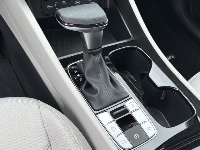 Certified 2026 Hyundai Tucson SE FWD image 34